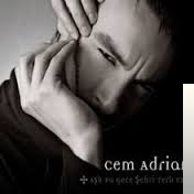 دانلود آلبوم Aşk Bu Gece Şehri Terk Etti (2006) از Cem Adrian