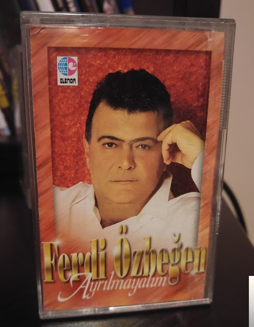 دانلود آلبوم Ayrılmayalım (2001) از Ferdi Özbeğen