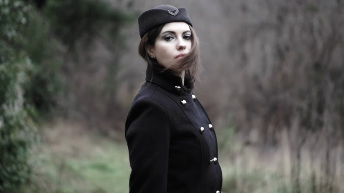 دانلود آلبوم Düştüm Tuzağa (2025) از Merve Demirci