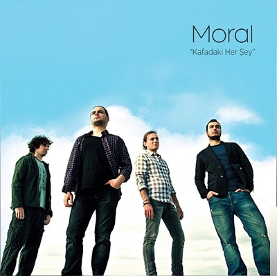 دانلود آلبوم Kafadaki Her Şey (2011) از Moral