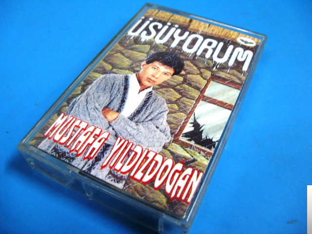 دانلود آلبوم Üşüyorum (1992) از Mustafa Yıldızdoğan