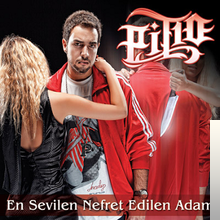 دانلود آلبوم En Sevilen Nefret Edilen Adam (2009) از Server Uraz
