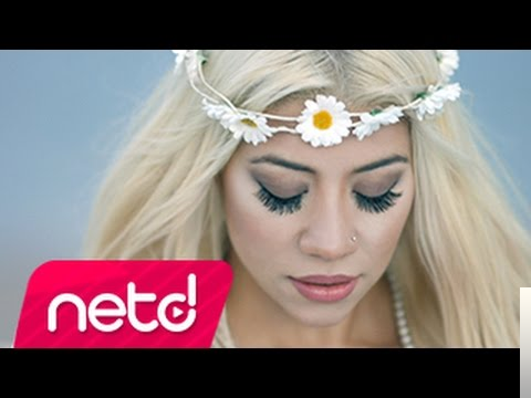 دانلود آلبوم Ayrılık Şarkısı (2017) از Tuğçe Haşimoğlu