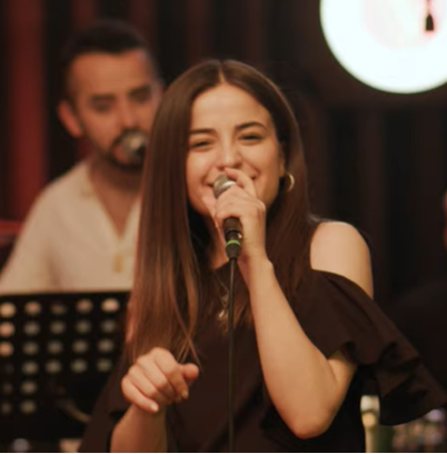 دانلود آلبوم Yıldızların Altında (2021) از Berna Karagözoğlu