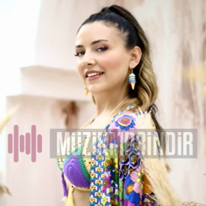 دانلود آلبوم Pusula (2023) از Ezgi Gürbüz