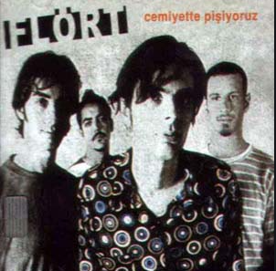 دانلود آلبوم Cemiyette Pişiyoruz (2003) از Flört