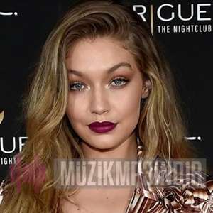 دانلود آلبوم Shape Of You (2017) از Gigi Hadid